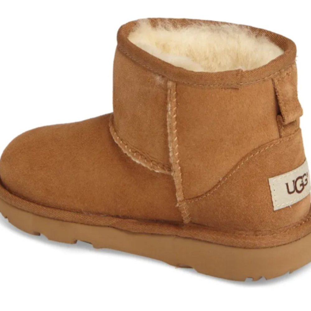 Ugg Classic Mini II